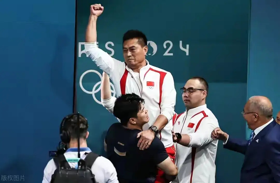 开云体育官网-包含举重选手稳扎稳打夺得金牌的词条