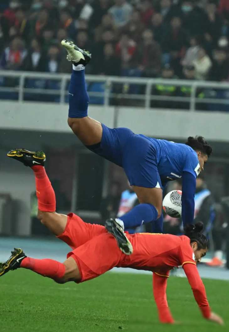 开云sport-克罗托内球员备战关键战役,全力以赴的简单介绍