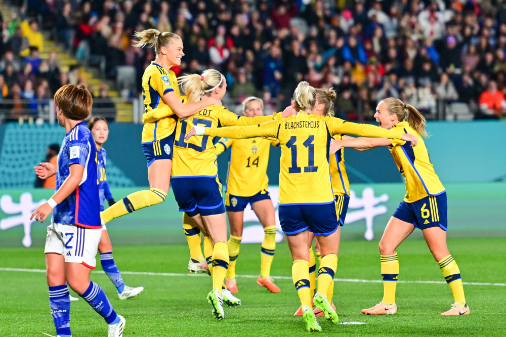 开云下载-瑞典队在女足比赛中展现实力