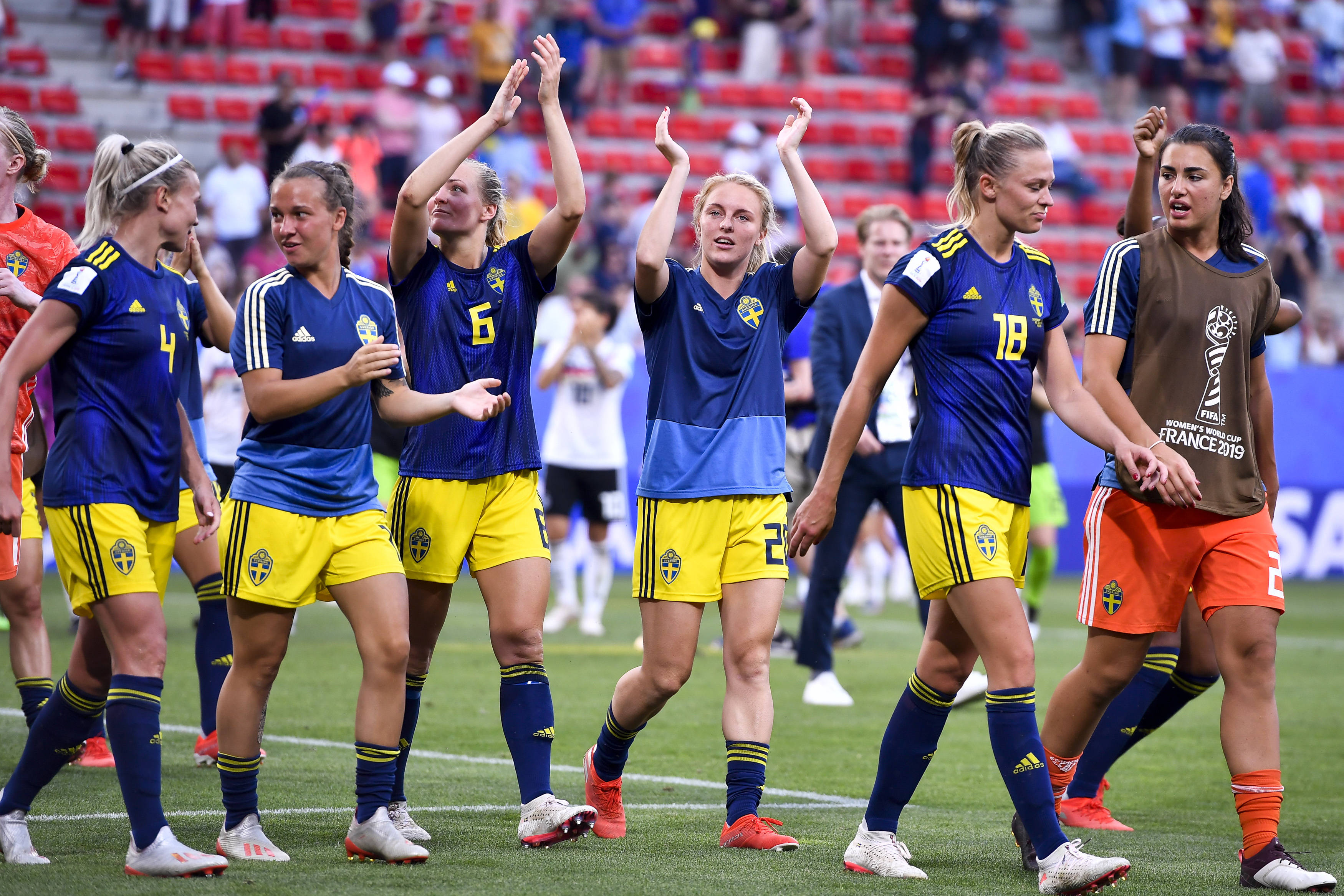 瑞典队在女足比赛中展现实力 瑞典队在女足比赛中展现实力