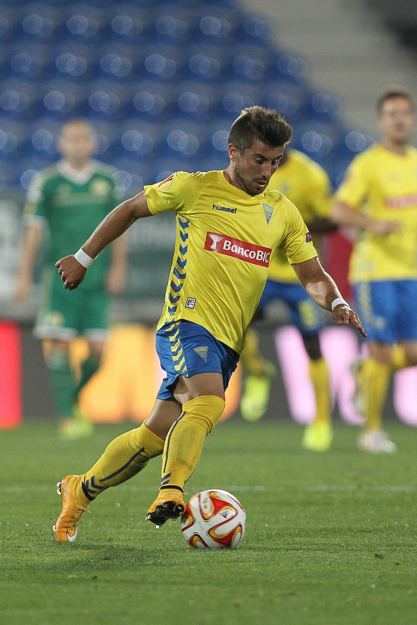 开云-关于科隆球队表现低迷,积分滞留降级区发出警告的信息