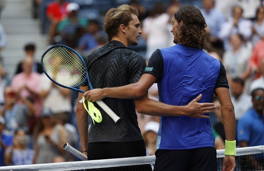 南非球队连胜三场晋级淘汰赛！