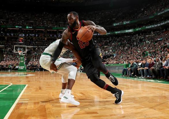 火箭队胜出生死战,晋级下一轮 火箭队胜出生死战,晋级下一轮