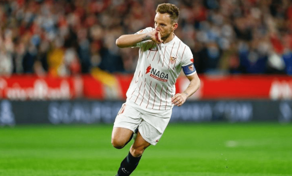 罗马逆转塞维利亚，提前出局