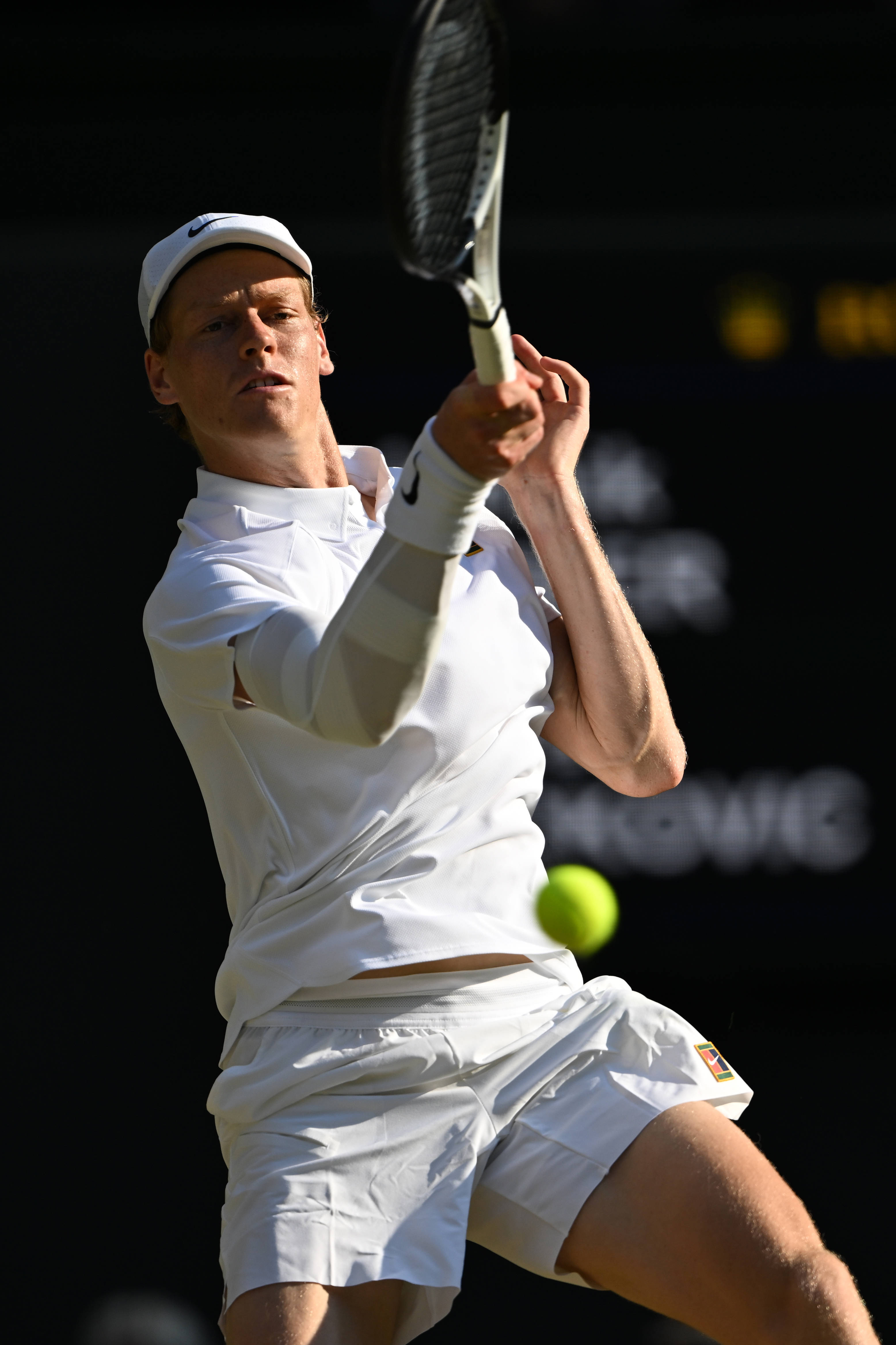 澳网鏖战美网,辛纳高光表现 澳网鏖战美网,辛纳高光表现