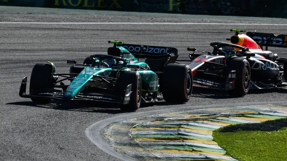 红牛车队逆转梅赛德斯，阿隆索扛起全队