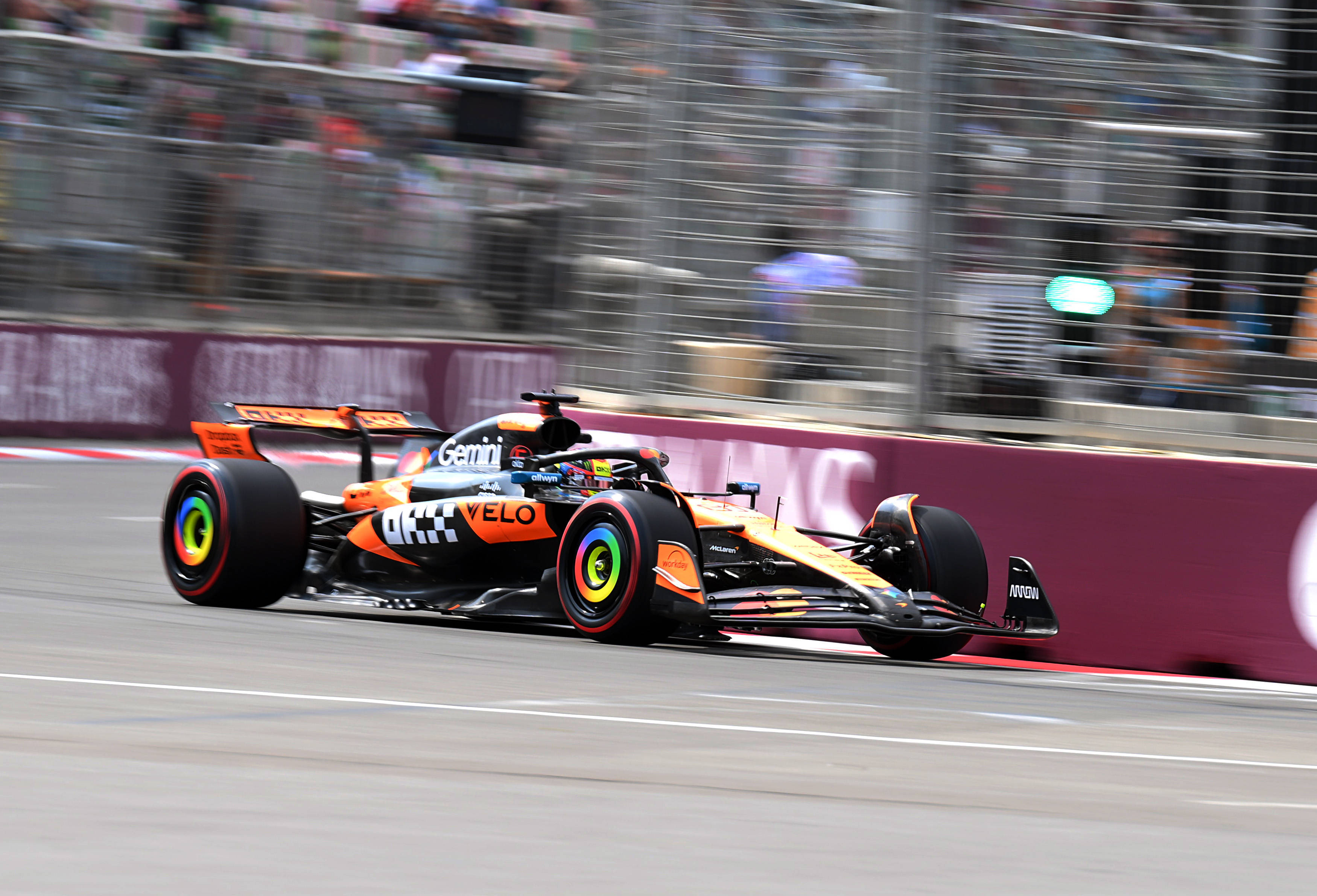 开云sport-迈凯伦力克雷诺车队，维斯塔潘带队取胜