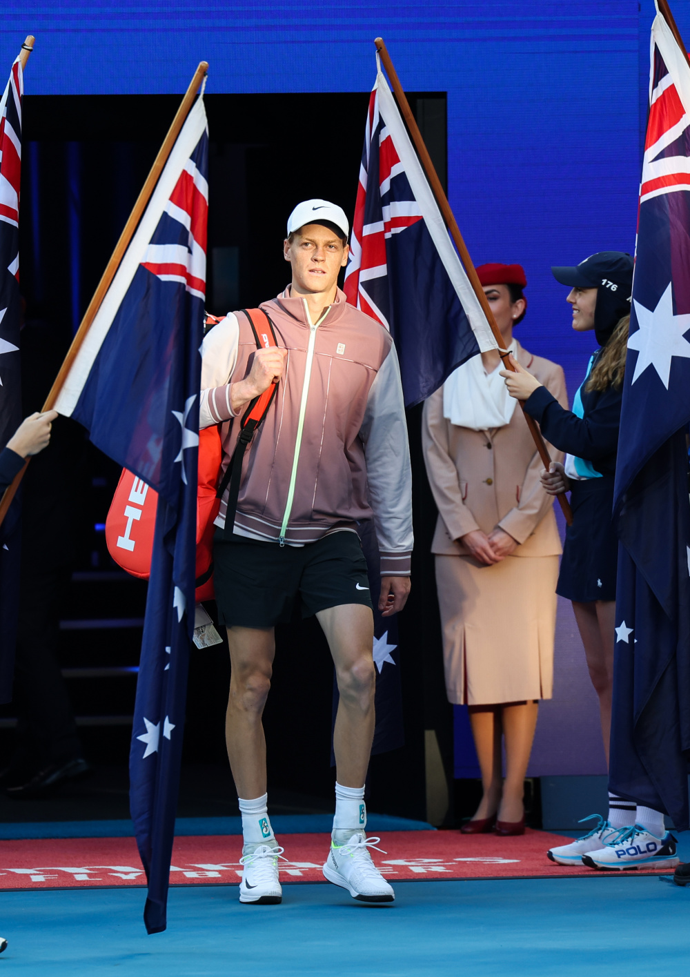 澳网碾压拉沃尔杯,辛纳统治全场 澳网碾压拉沃尔杯,辛纳统治全场