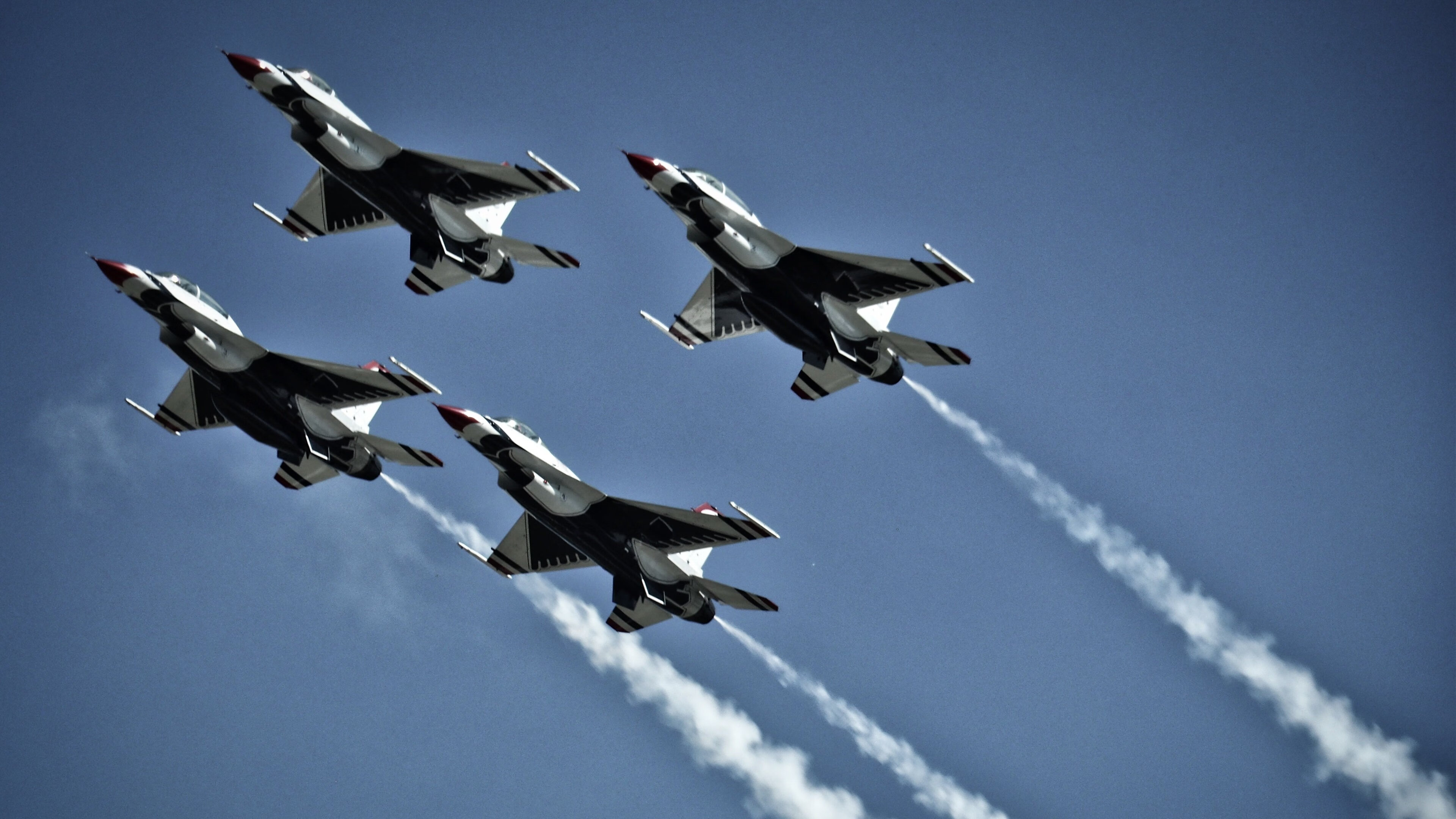 跨维度对决,当鹈鹕收割哲学遇上字母哥的接管艺术